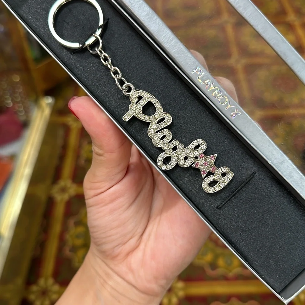 Y2K NWT PLAYBOY SILVER LOGO KEYCHAIN